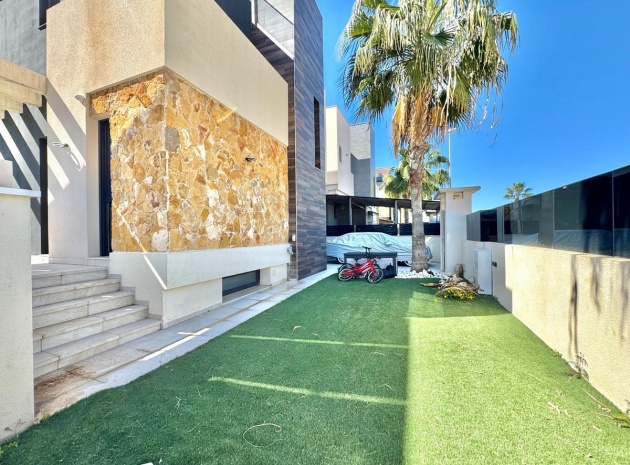 Återförsäljning - Villa - Orihuela - Cabo Roig