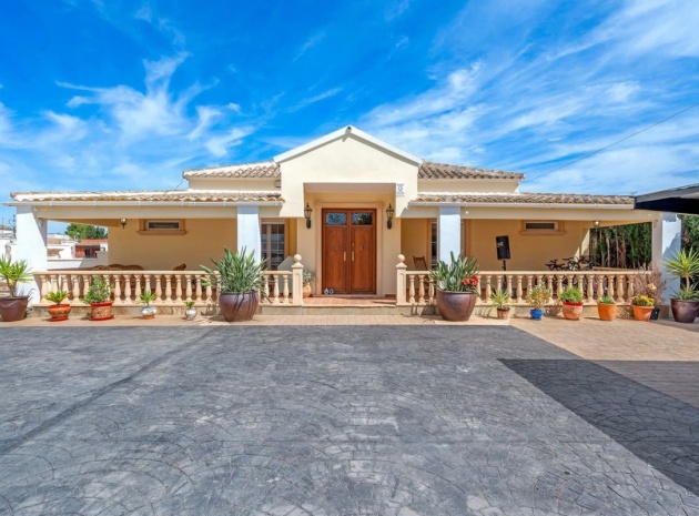 Wiederverkauf - Country Property - Almoradi - Heredades
