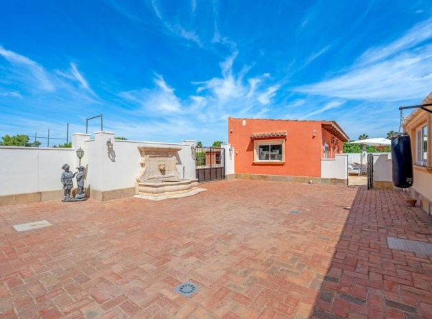 Wiederverkauf - Country Property - Almoradi - Heredades