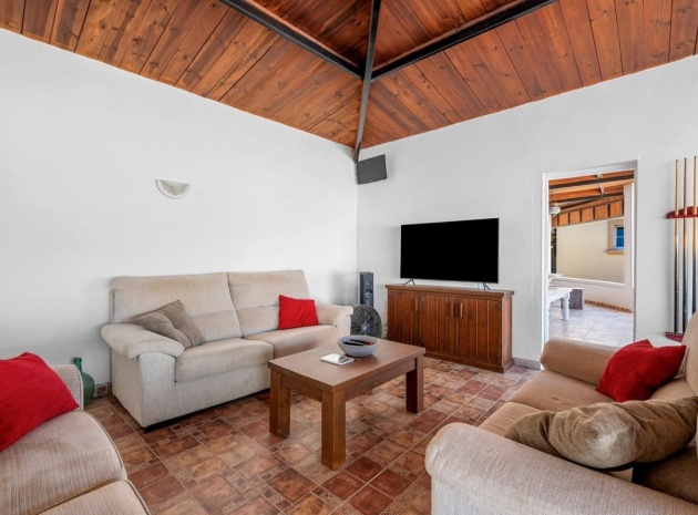 Wiederverkauf - Country Property - Almoradi - Heredades