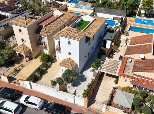 Återförsäljning - Villa - Orihuela - Los Balcones