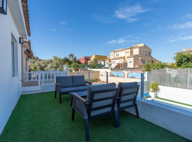 Återförsäljning - Villa - Orihuela - Los Balcones