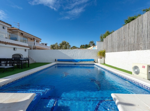 Återförsäljning - Villa - Orihuela - Los Balcones