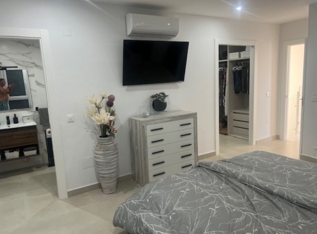 Resale - Villa - Los Montesinos - Los Montesinos Centro