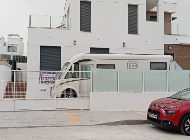 Resale - Villa - Los Montesinos - Los Montesinos Centro