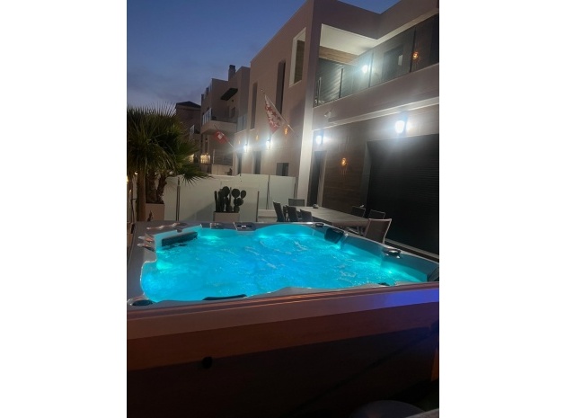 Resale - Villa - Los Montesinos - Los Montesinos Centro
