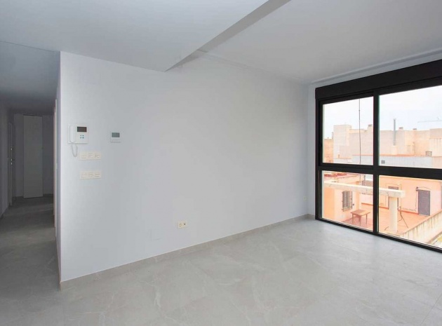 Resale - Apartment - Torrevieja - Torrevieja Centro