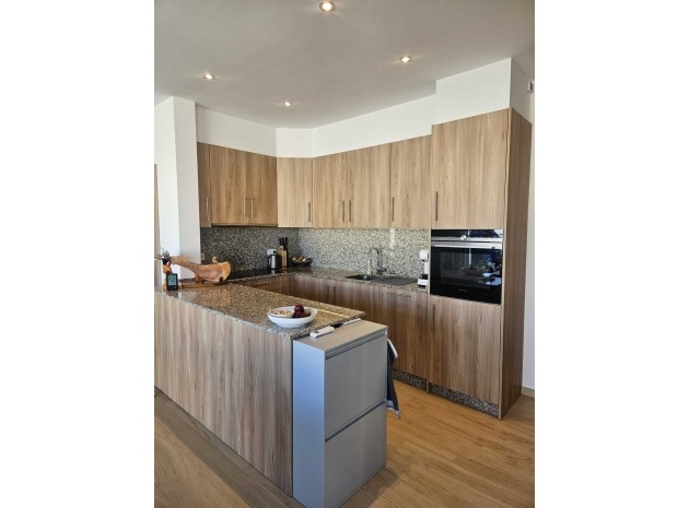 Resale - Villa - Torrevieja - Torrevieja Centro