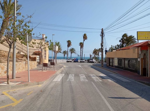 Återförsäljning - Lägenhet - Orihuela - Mil Palmeras