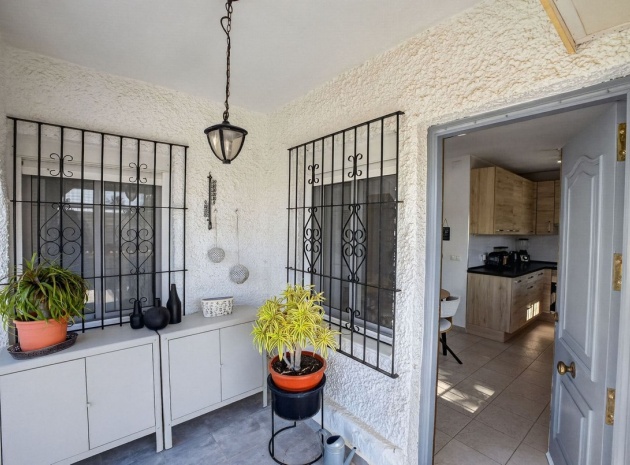 Resale - Villa - Torrevieja - Torrevieja Centro
