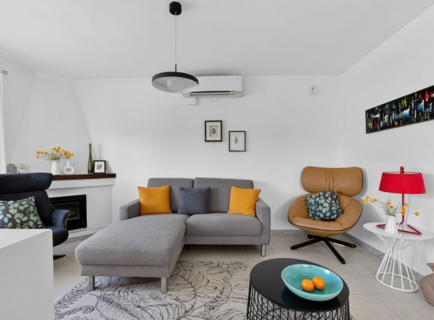 Resale - Villa - Torrevieja - Torrevieja Centro
