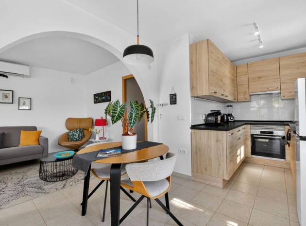 Resale - Villa - Torrevieja - Torrevieja Centro