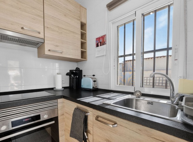 Resale - Villa - Torrevieja - Torrevieja Centro