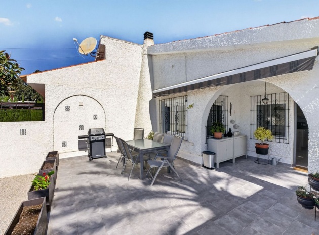Resale - Villa - Torrevieja - Torrevieja Centro