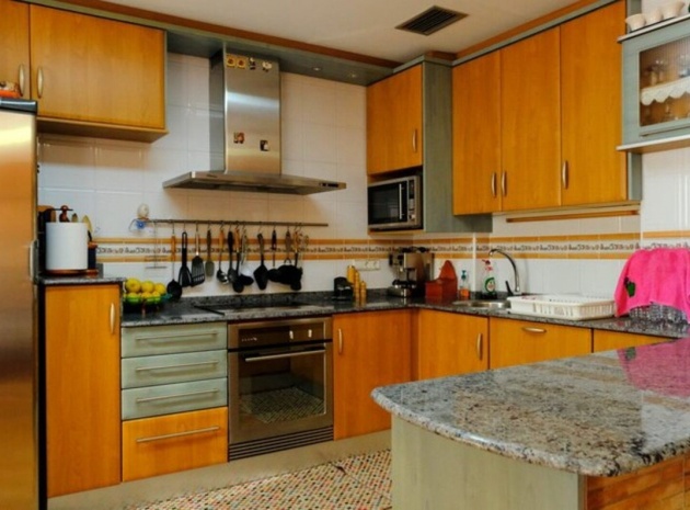 Återförsäljning - Villa - Orihuela - Orihuela Centro