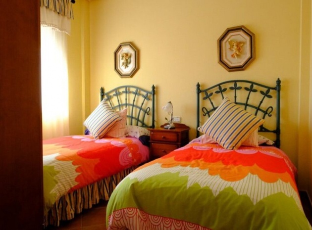 Återförsäljning - Villa - Orihuela - Orihuela Centro