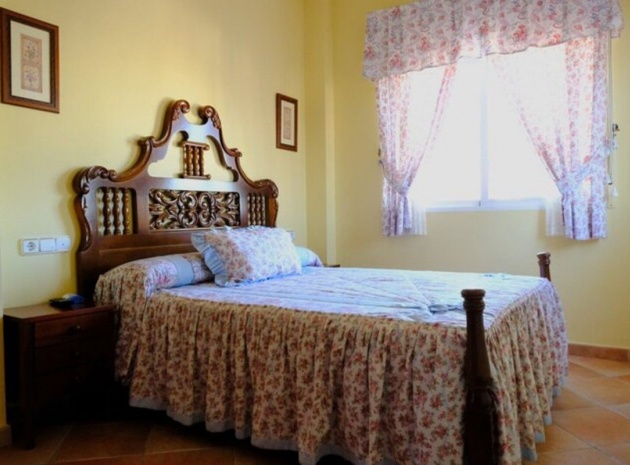 Återförsäljning - Villa - Orihuela - Orihuela Centro