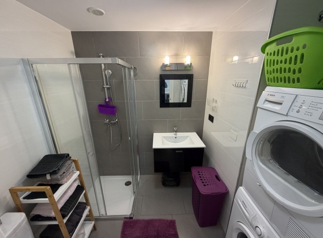Wiederverkauf - Wohnung - Alicante - Alicante Centro