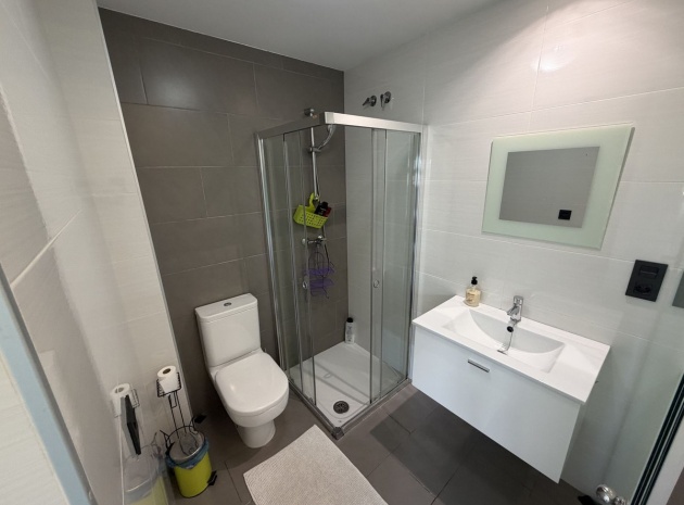 Wiederverkauf - Wohnung - Alicante - Alicante Centro