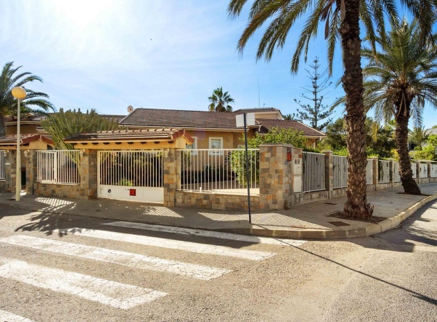 Återförsäljning - Villa - Orihuela - Cabo Roig