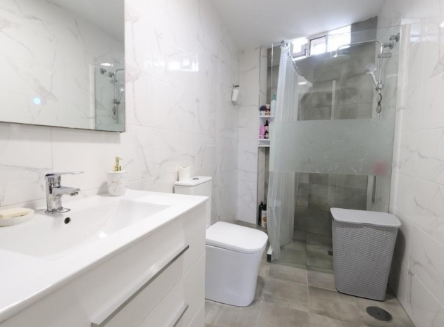 Revente - Appartement - Torrevieja - Torrevieja Centro