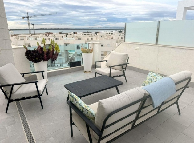 Resale - Villa - Guardamar del Segura - Urbanización El Raso
