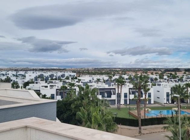Resale - Villa - Guardamar del Segura - Urbanización El Raso