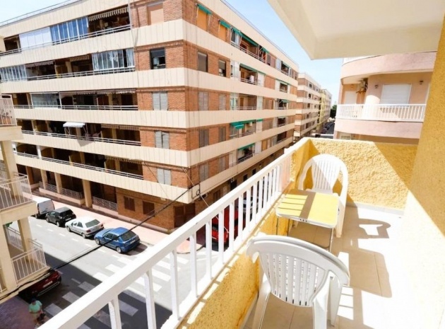 Wiederverkauf - Wohnung - Torrevieja - Torrevieja Centro