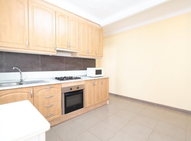 Wiederverkauf - Wohnung - Torrevieja - Torrevieja Centro