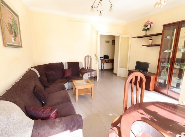 Wiederverkauf - Wohnung - Torrevieja - Torrevieja Centro