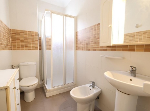 Wiederverkauf - Wohnung - Torrevieja - Torrevieja Centro