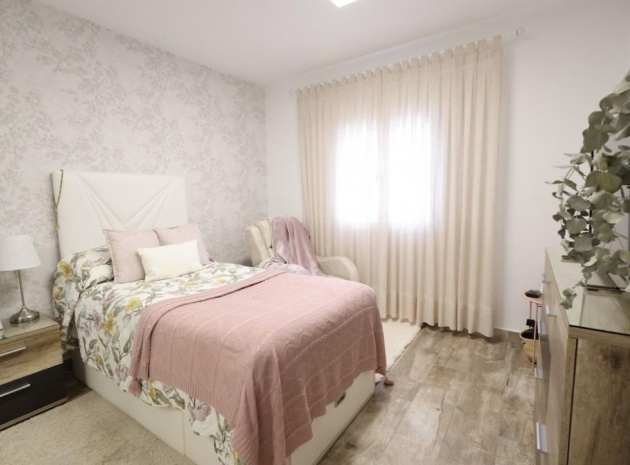 Resale - Villa - San Miguel de Salinas - San Miguel de Salinas Centro