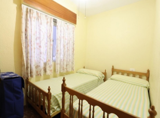 Resale - Apartment - Torrevieja - Torrevieja Centro