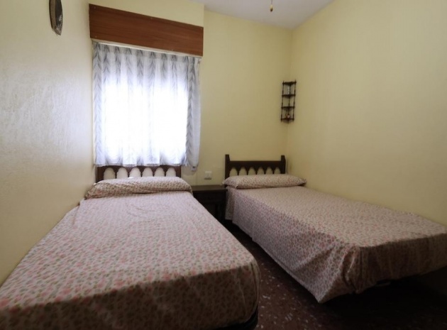 Resale - Apartment - Torrevieja - Torrevieja Centro