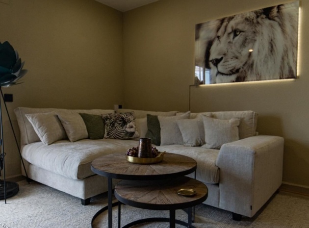 Resale - Apartment - Torrevieja - Torrevieja Centro
