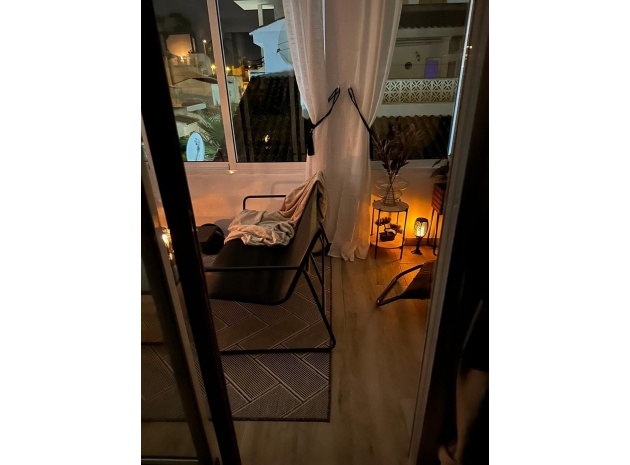 Resale - Apartment - Torrevieja - Torrevieja Centro
