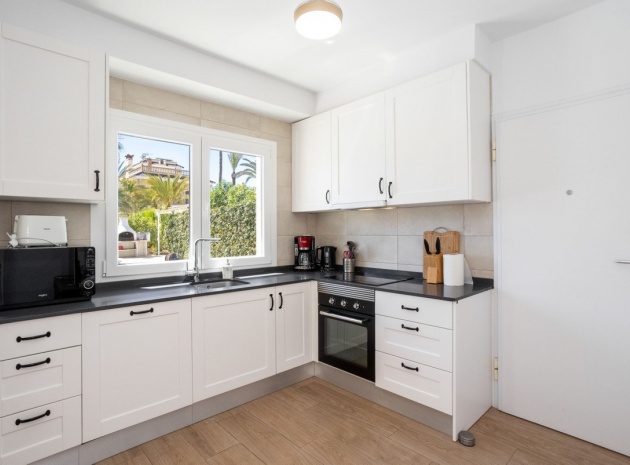 Återförsäljning - Villa - Orihuela - Playa Flamenca