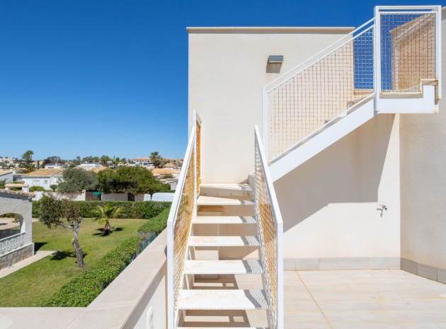 Återförsäljning - Villa - Orihuela - Playa Flamenca