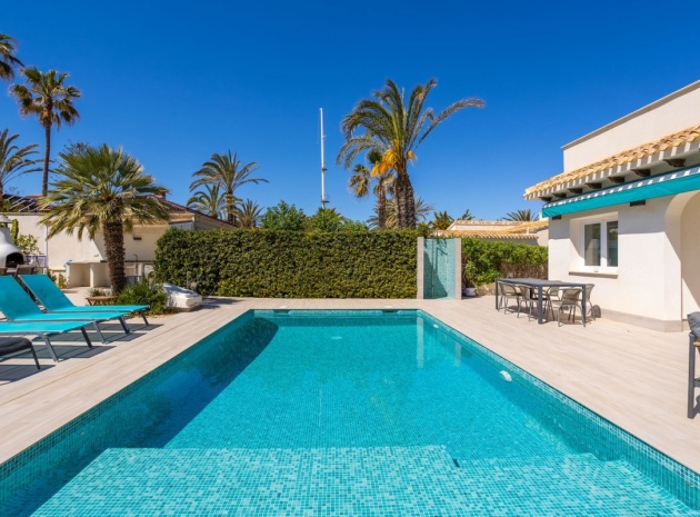 Återförsäljning - Villa - Orihuela - Playa Flamenca