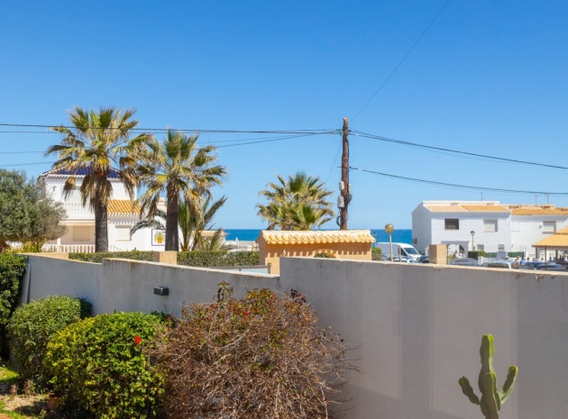 Återförsäljning - Villa - Orihuela - Playa Flamenca