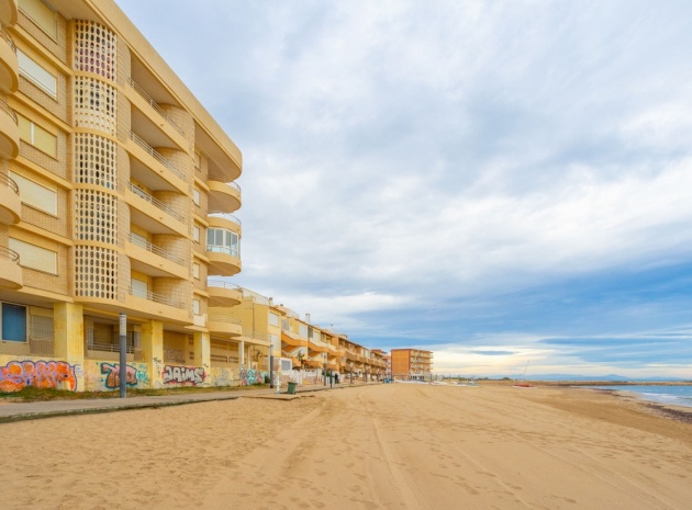 Återförsäljning - Lägenhet - Torrevieja - La Mata