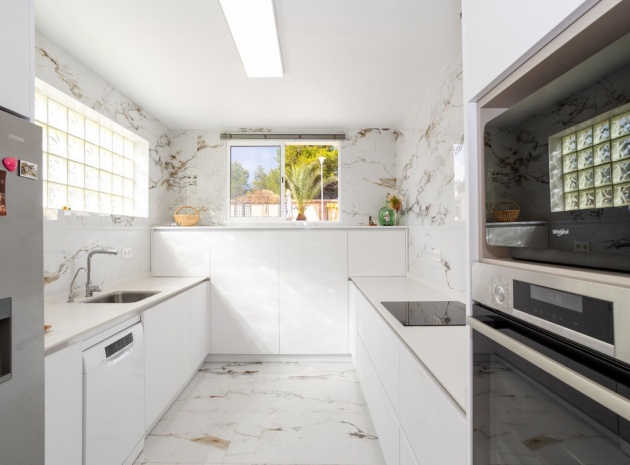 Wederverkoop - Villa - Orihuela - Villamartin