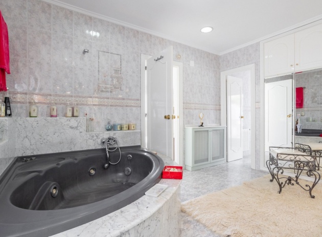 Wederverkoop - Villa - Orihuela - Villamartin