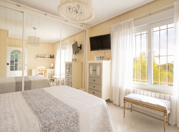 Wederverkoop - Villa - Orihuela - Villamartin