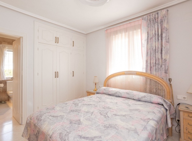 Wederverkoop - Villa - Orihuela - Villamartin