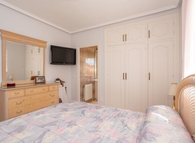 Wederverkoop - Villa - Orihuela - Villamartin
