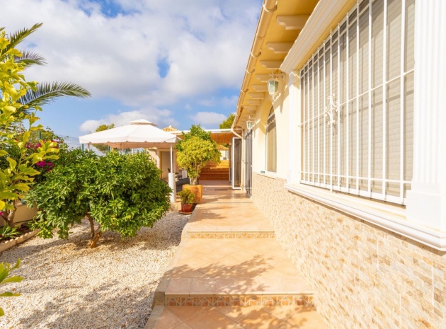 Wederverkoop - Villa - Orihuela - Villamartin