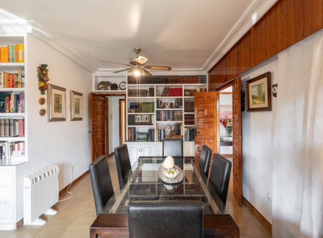 Wiederverkauf - Villa - Orihuela - Campoamor