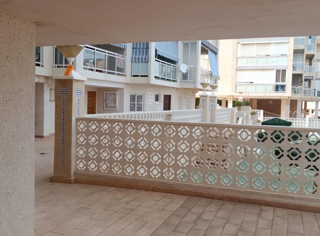 Wiederverkauf - Wohnung - Elche - Arenales del Sol