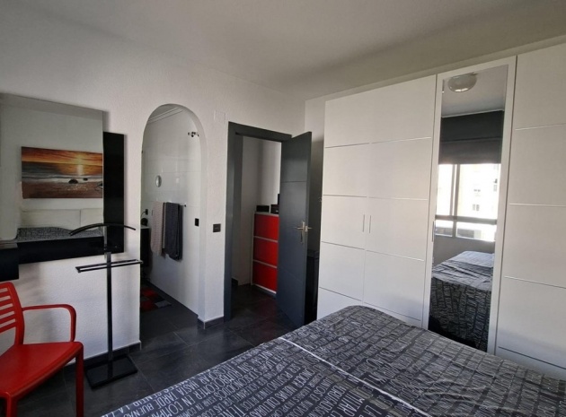 Revente - Appartement - Torrevieja - Torrevieja Centro